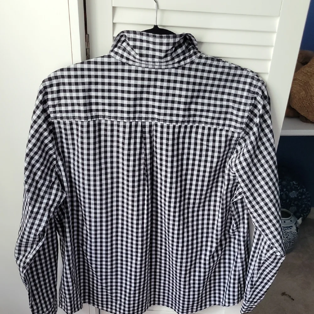 Croft & Barrow Black and White Checkered Button Down Shirt - Picture 3 of 7